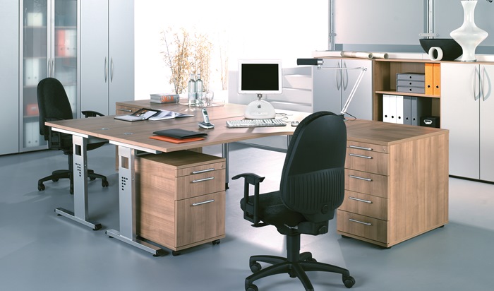 Schreibtisch Bela H650-850xB800xT800mm Eichedekor ger.Form C-Fuß